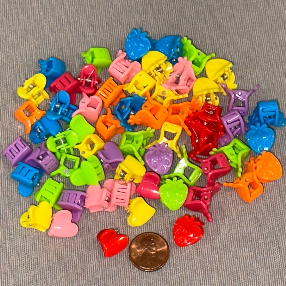 60 Claw Clips-Brand New-Strawberries and Hearts